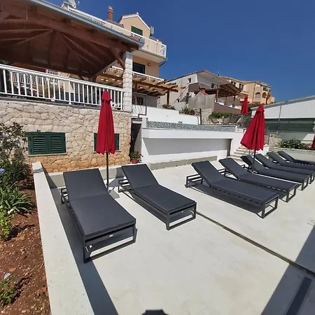 Infinity Pool, Stunning Sea View, 2 Apartment Trogir
